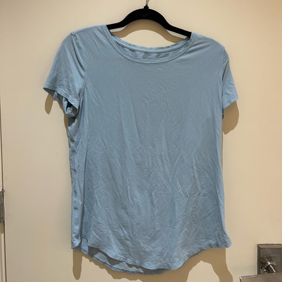 Lululemon crew neck T Shirt - Picture 1 of 4